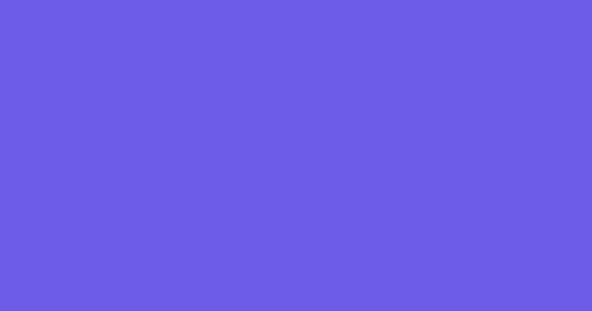 Person diktiert am Schreibtisch mit Laptop und Mikrofon